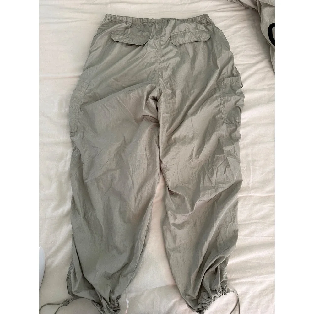 H&M Divided Parachute Cargo Pants M Gray Green Y2K Gorpcore Utility Streetwear